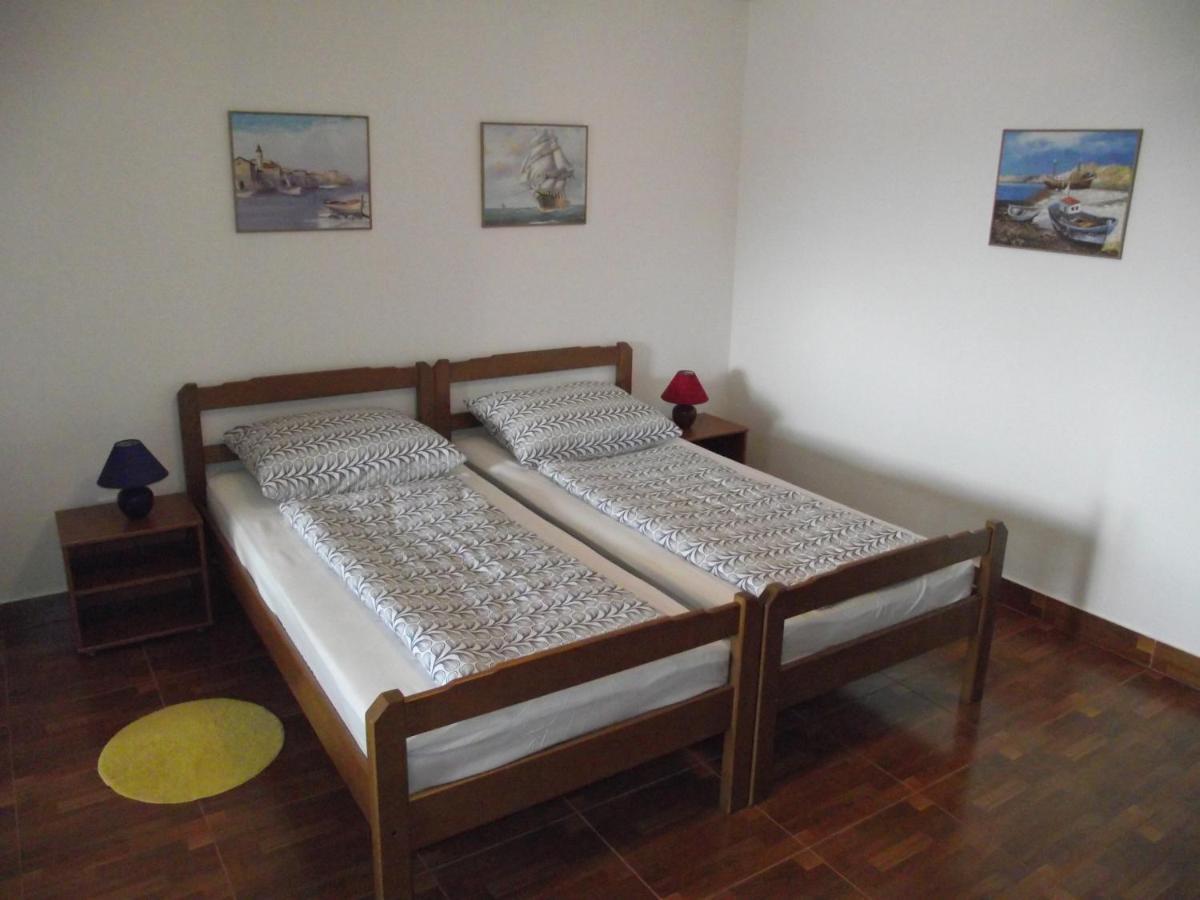 With A Parking Space - 15823 Novi Vinodolski